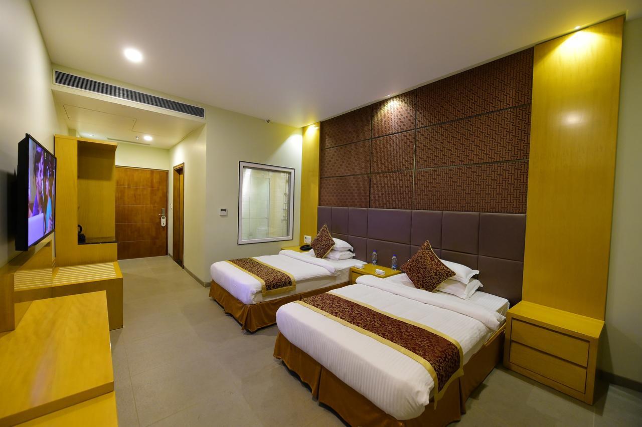 Hotel H - Sandhill Hotels Private Limited Ānand Extérieur photo