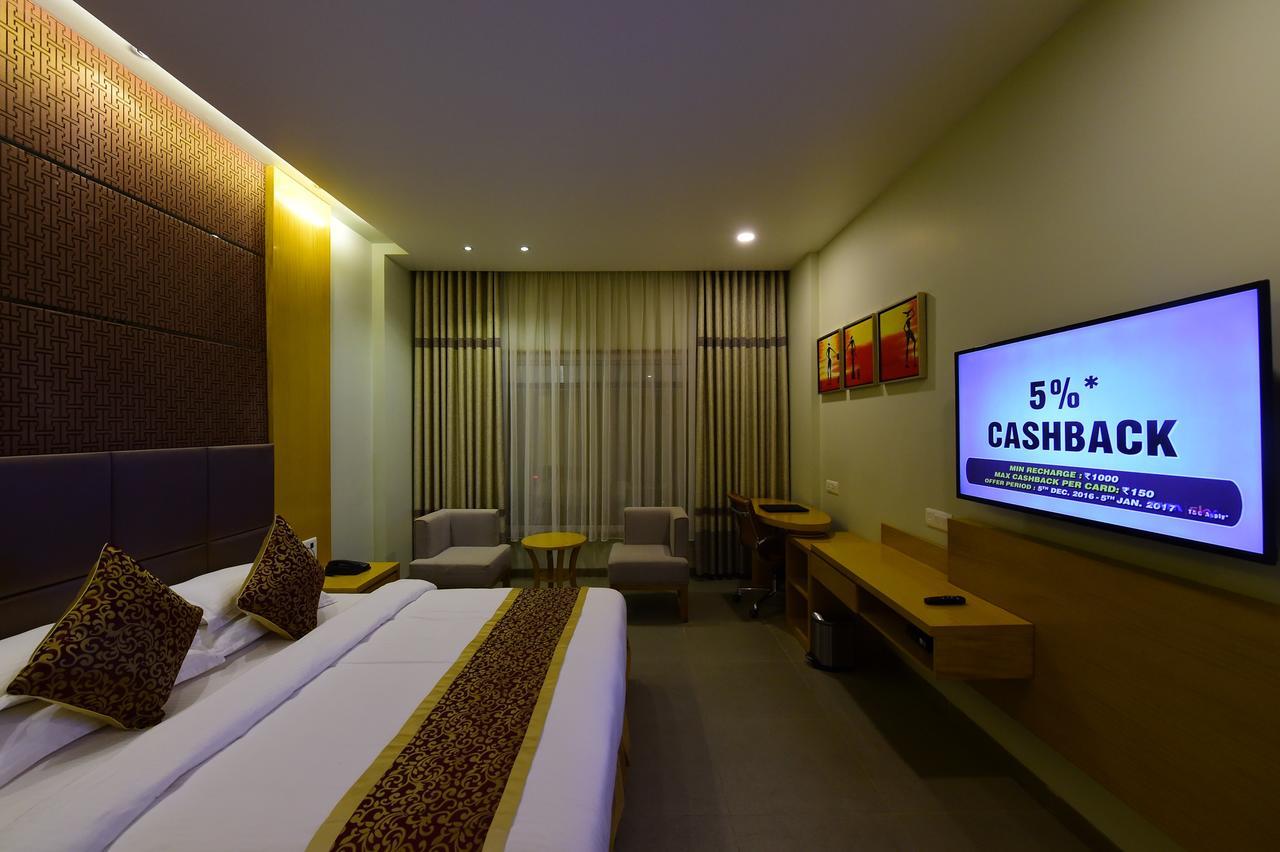 Hotel H - Sandhill Hotels Private Limited Ānand Extérieur photo