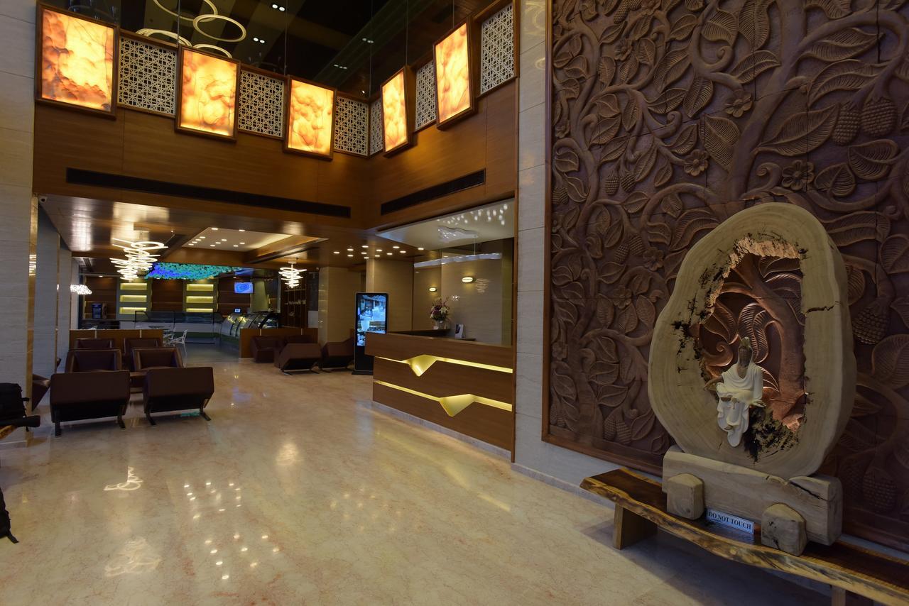 Hotel H - Sandhill Hotels Private Limited Ānand Extérieur photo