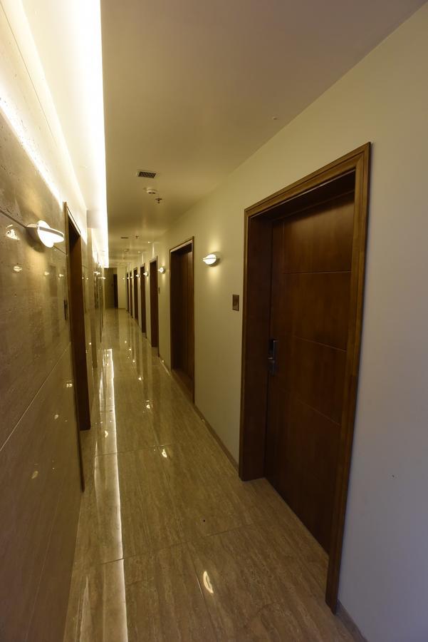 Hotel H - Sandhill Hotels Private Limited Ānand Extérieur photo