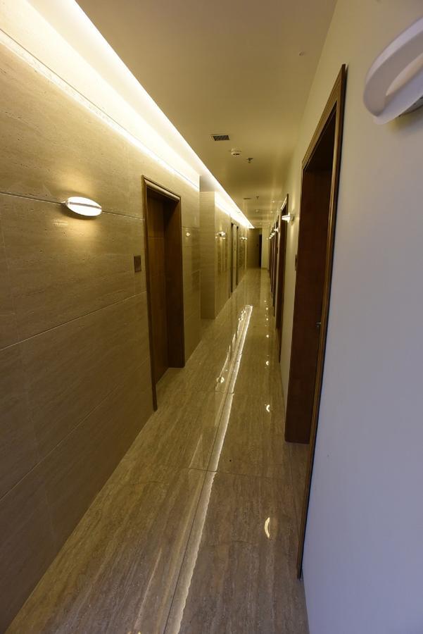 Hotel H - Sandhill Hotels Private Limited Ānand Extérieur photo